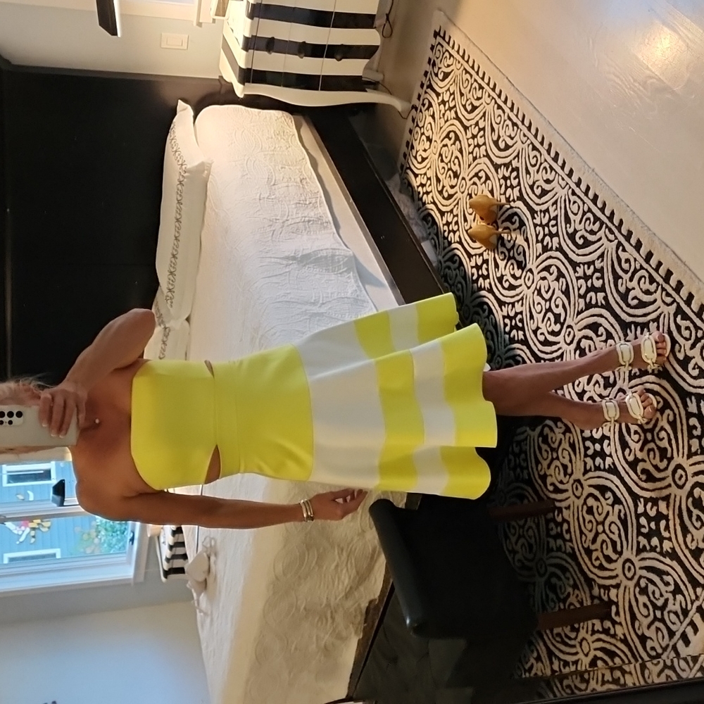 GORGEOUS satin block strapless dress!!!